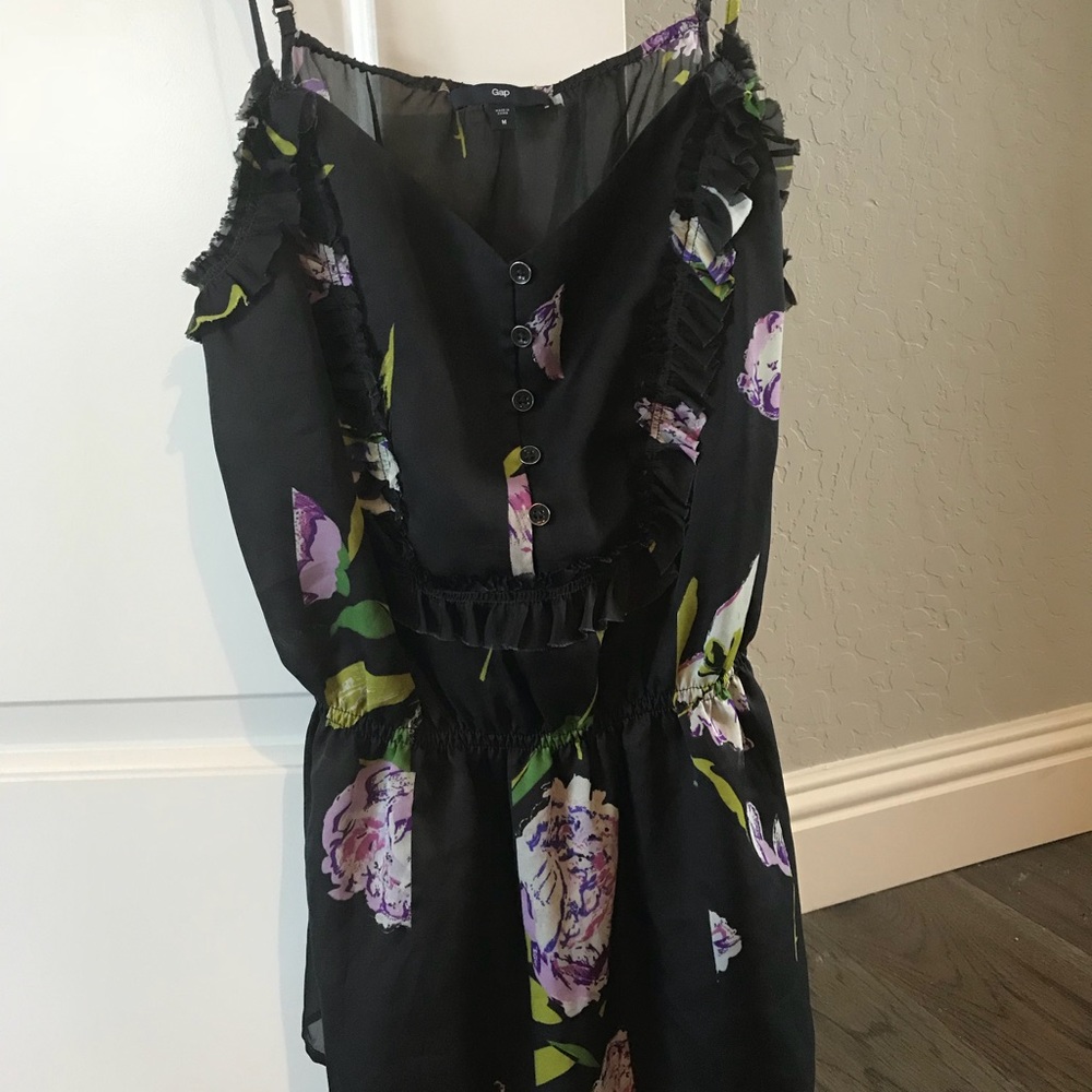Floral gap tank